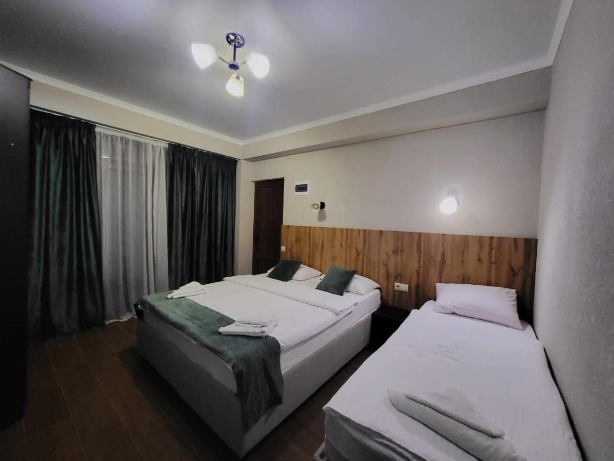 Leon Hotel New Athos Exterior photo