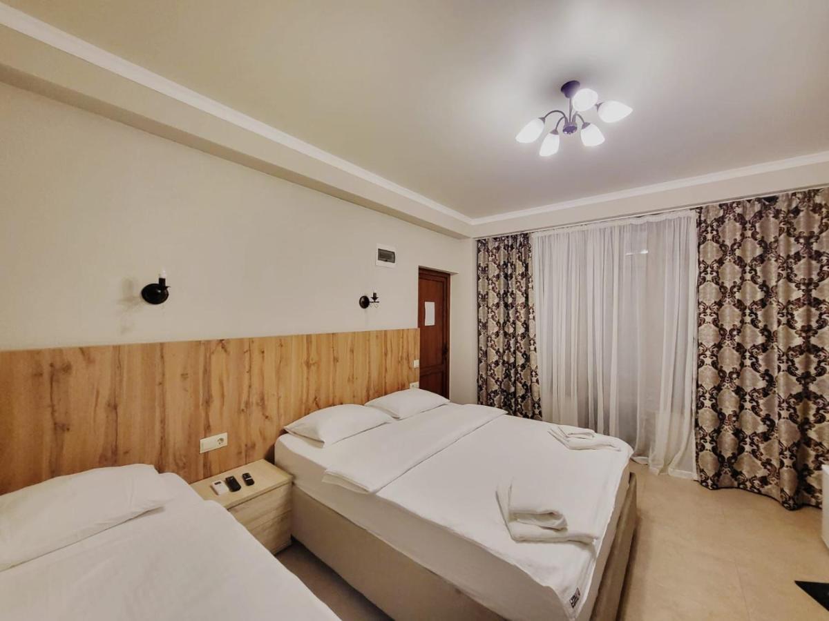 Leon Hotel New Athos Exterior photo